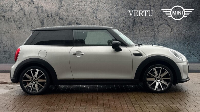 MINI Hatchback 1.5 Cooper Classic 3dr Auto Petrol Hatchback